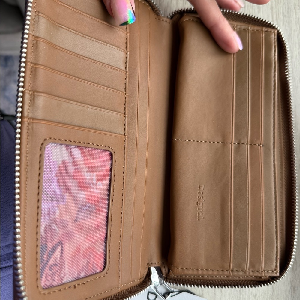 NWT Desigual Unique Vegan Suede Camel Studded Wallet Lasercut 2026 Collection - Picture 7 of 8